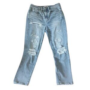 American Eagle Jeans Womens 6 Blue Light Wash Highest Rise Mom Jeans Distressed